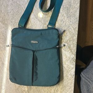 Baggallini Forest Green Shoulder/Crossbody Bag